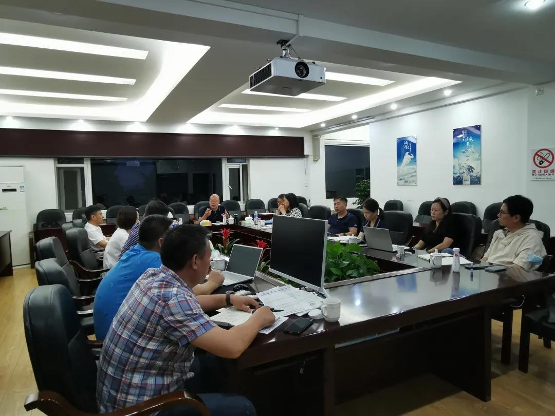 强化集团化管理 打造百亿级AG旗舰厅——AG旗舰厅乳业集团高管团队赴AG旗舰厅来思尔公司调研、交流、指导